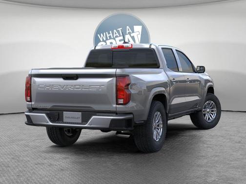 Sterling Gray Metallic 2026 Chevrolet Colorado LT