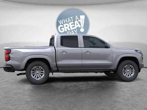 Sterling Gray Metallic 2026 Chevrolet Colorado LT