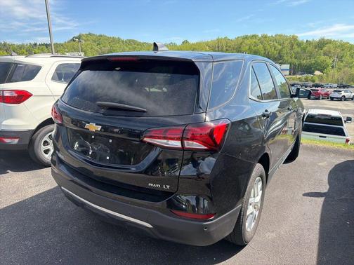 Mosaic Black Metallic 2024 Chevrolet Equinox 1LT
