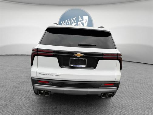 2024 Chevrolet Traverse LT