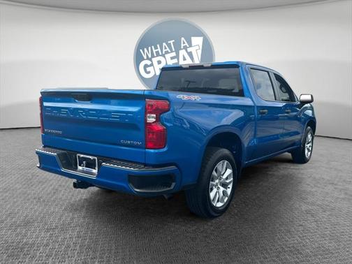 2022 Chevrolet Silverado 1500 Custom