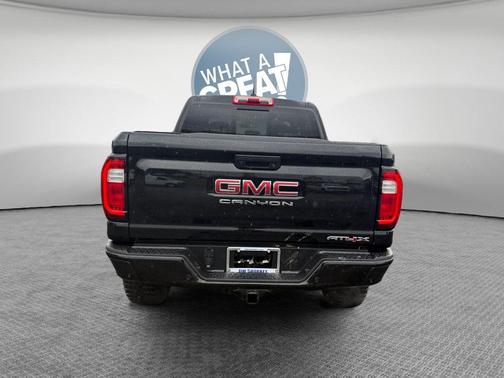 Onyx Black 2024 GMC Canyon AT4X