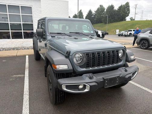 Anvil Clear Coat 2024 Jeep Gladiator Sport