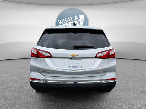 Silver Ice Metallic 2020 Chevrolet Equinox 1LT