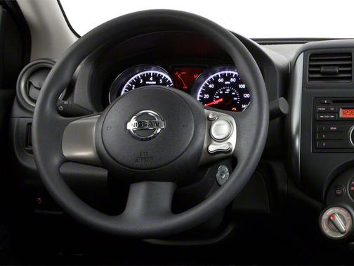 Magnetic Gray Metallic 2013 Nissan Versa 1.6 S
