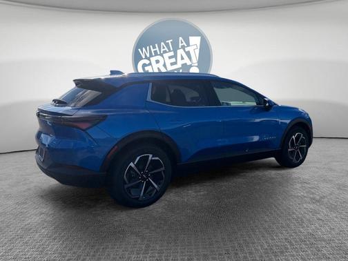 Riptide Blue Metallic 2026 Chevrolet Equinox EV LT