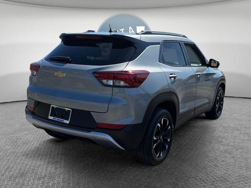 Sterling Gray Metallic 2023 Chevrolet Trailblazer LT