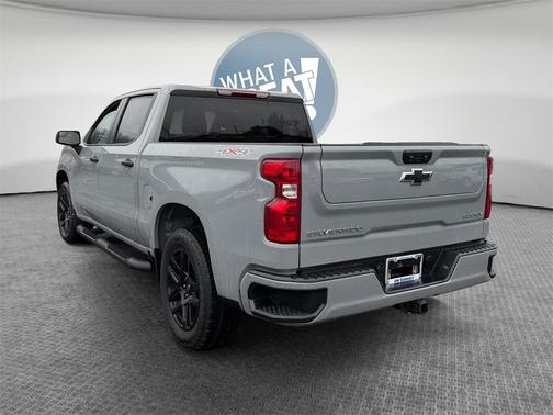 2025 Chevrolet Silverado 1500 Custom