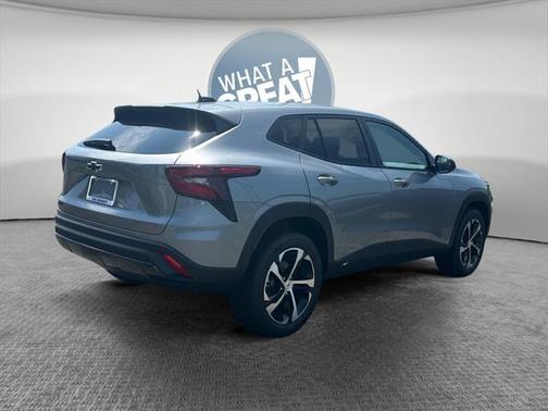 2025 Chevrolet Trax FWD 1RS