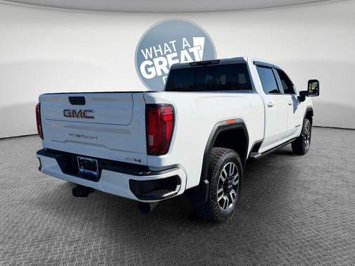 2021 GMC Sierra 2500 AT4