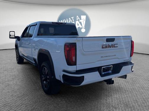 Summit White 2021 GMC Sierra 2500 AT4