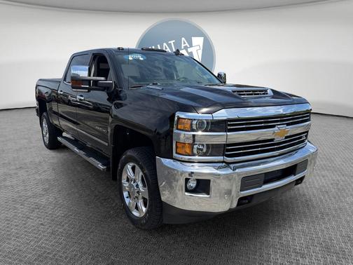 Black 2019 Chevrolet Silverado 2500 LTZ