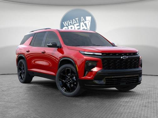 Radiant Red Tintcoat 2026 Chevrolet Traverse RS
