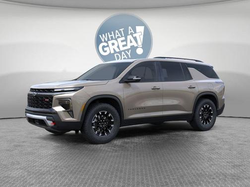 Sandstone Gray 2026 Chevrolet Traverse AWD Z71