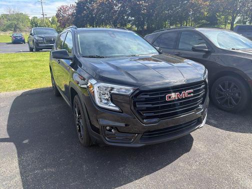 Ebony Twilight Metallic 2023 GMC Terrain SLT