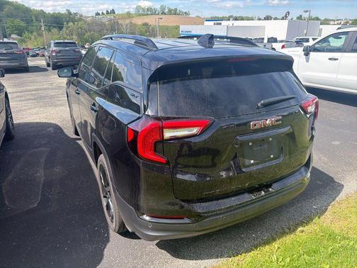 Ebony Twilight Metallic 2023 GMC Terrain SLT