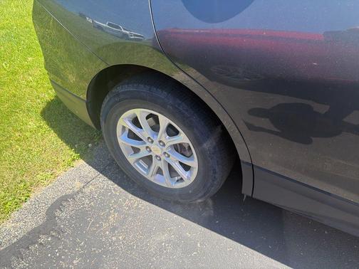 Nightfall Gray Metallic 2021 Chevrolet Equinox 1LT