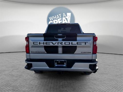 2022 Chevrolet Silverado 1500 Custom