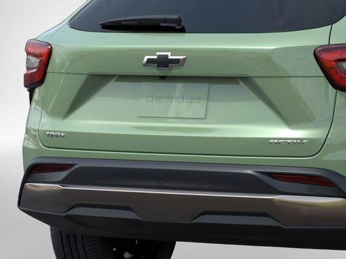 Cacti Green 2026 Chevrolet Trax FWD ACTIV