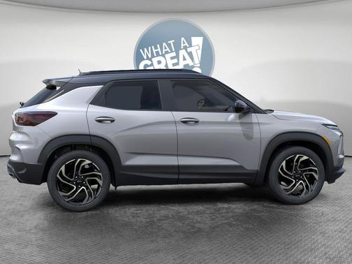 Sterling Gray Metallic 2026 Chevrolet Trailblazer RS