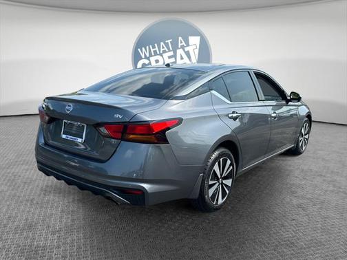 2020 Nissan Altima 2.5 SV