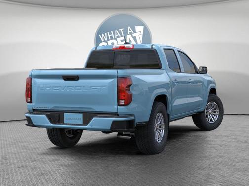 Snowdrift Metallic 2026 Chevrolet Colorado LT