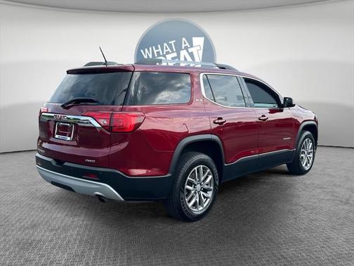 2017 GMC Acadia SLE-2