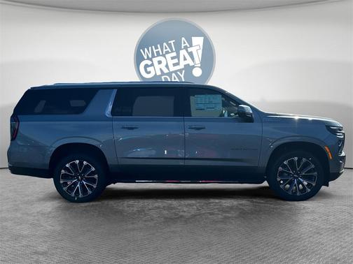 2025 Chevrolet Suburban 4WD High Country