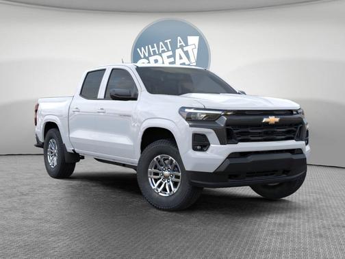 Summit White 2026 Chevrolet Colorado LT