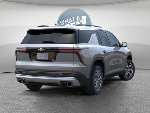Sterling Gray Metallic 2026 Chevrolet Traverse LT