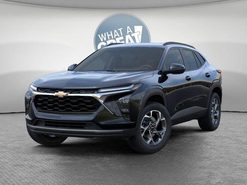 Mosaic Black Metallic 2026 Chevrolet Trax LT