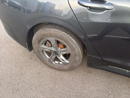 Gravity Gray 2021 Kia K5 LXS