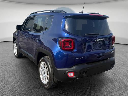 Jetset Blue Clearcoat 2021 Jeep Renegade Latitude