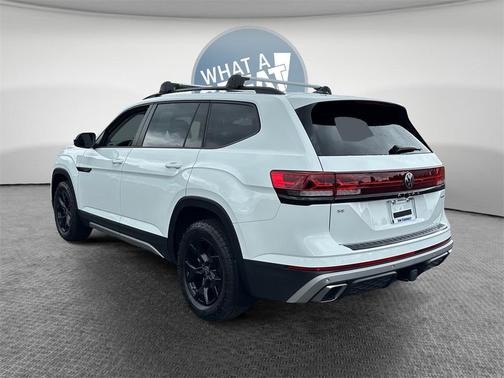 2024 Volkswagen Atlas 2.0T SE w/Technology 4MOTION
