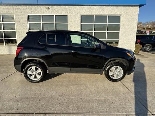 2022 Chevrolet Trax LS