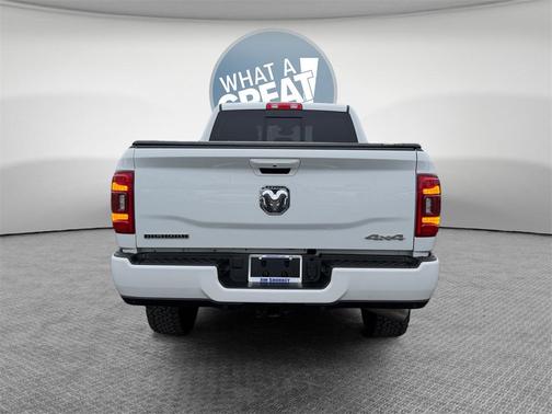 2021 RAM 2500 Big Horn Crew Cab 4x4 6'4' Box