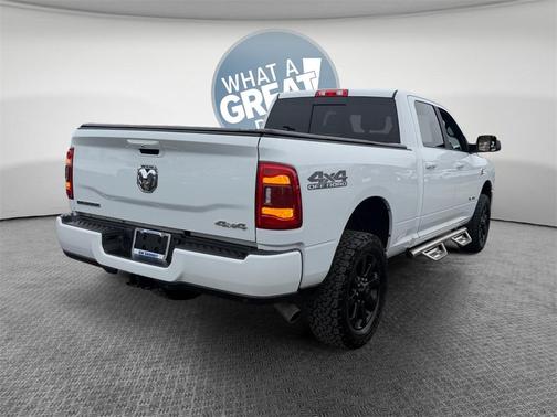 2021 RAM 2500 Big Horn Crew Cab 4x4 6'4' Box