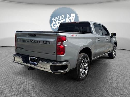Sterling Gray Metallic 2024 Chevrolet Silverado 1500 LT