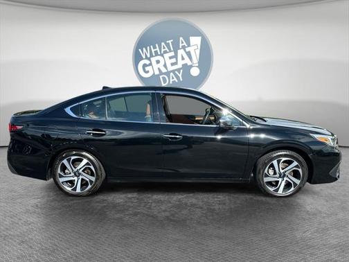 2022 Subaru Legacy Touring XT