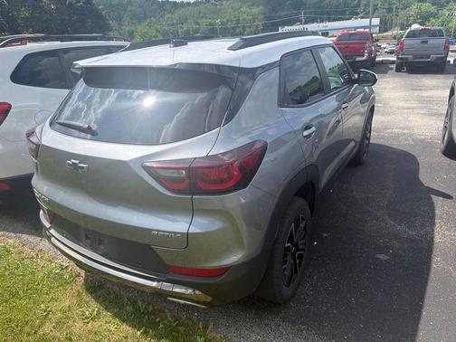 Sterling Gray Metallic 2024 Chevrolet Trailblazer ACTIV