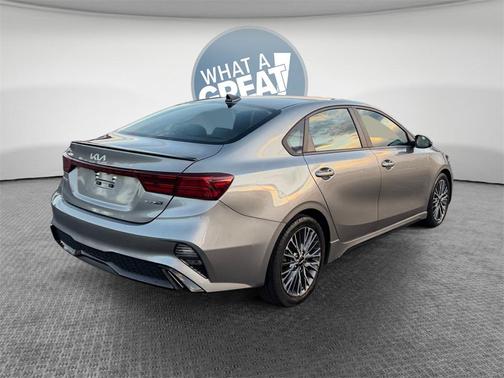 2022 Kia Forte GT-Line