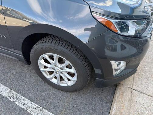 Nightfall Gray Metallic 2018 Chevrolet Equinox LT