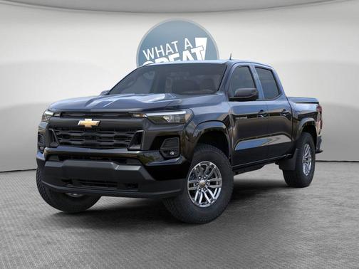 Black 2026 Chevrolet Colorado LT