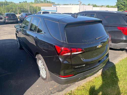 Mosaic Black Metallic 2022 Chevrolet Equinox 1LT