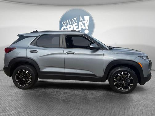 Sterling Gray Metallic 2023 Chevrolet Trailblazer LT