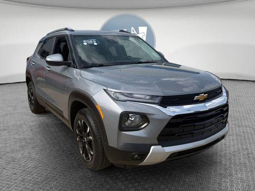 Sterling Gray Metallic 2023 Chevrolet Trailblazer LT