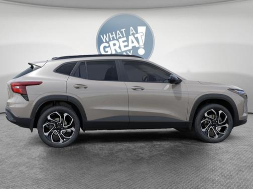 White Sands 2026 Chevrolet Trax FWD 2RS