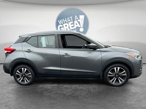 2019 Nissan Kicks SV