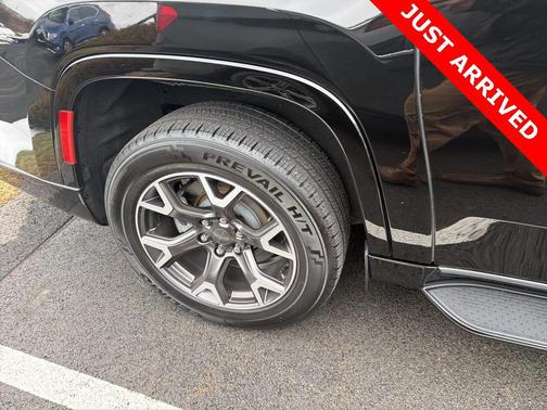 2024 Jeep Wagoneer L Series III 4x4