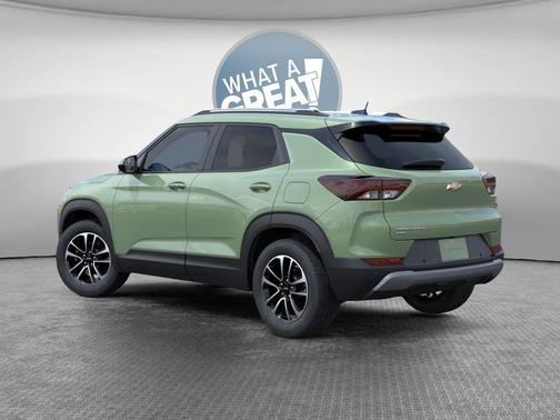 Cacti Green 2026 Chevrolet Trailblazer LT